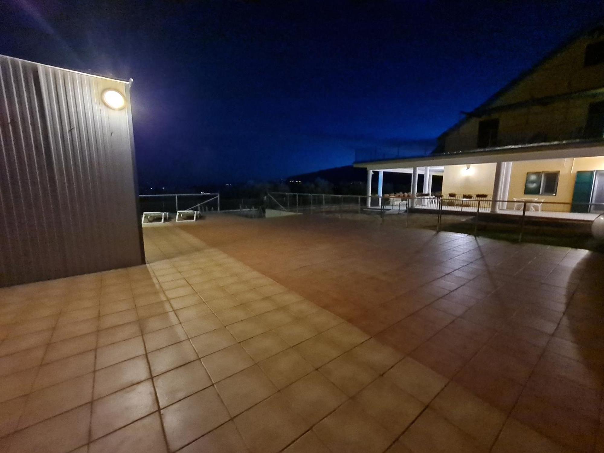 拉佩特罗莎住宿加早餐酒店 Frascineto 外观 照片